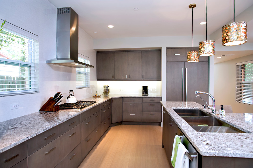 Contemporary Kitchen - Contemporary - Kitchen - Austin - by UB Kitchens