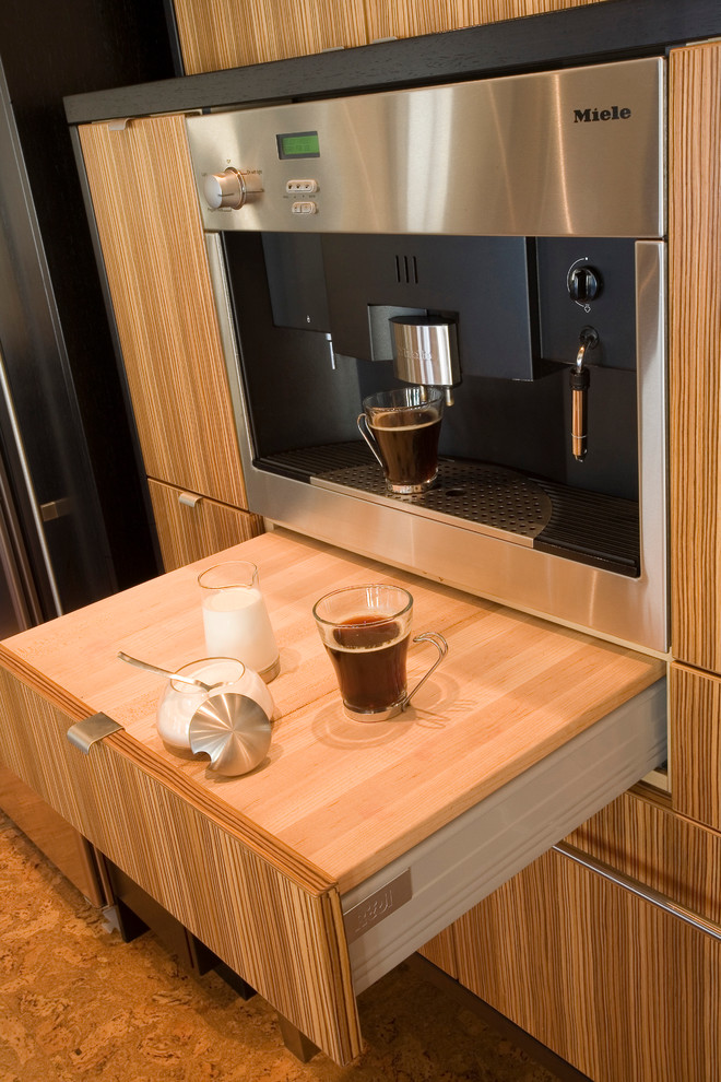 Contemporary - Contemporary - Kitchen - Calgary - by Redl World Class