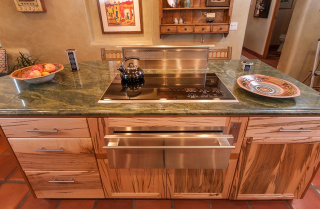 Cooking Island with Pop-up Electrical Outlets - American Southwest -  Kitchen - Albuquerque - by Arch Design, Inc | Houzz IE