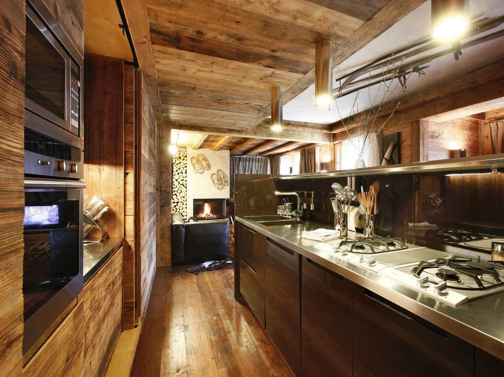 Photo of a rustic kitchen in Venice.