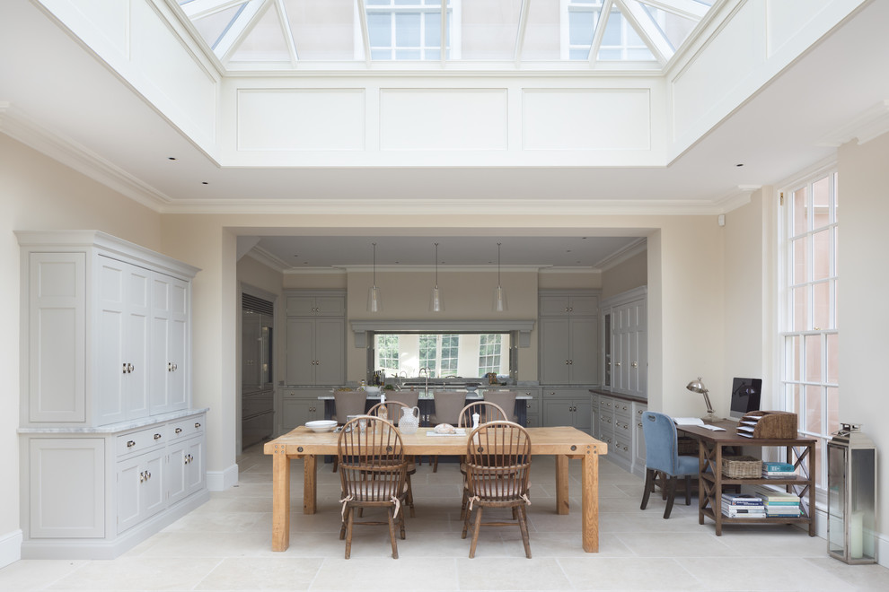 Design ideas for a large traditional kitchen in Oxfordshire.