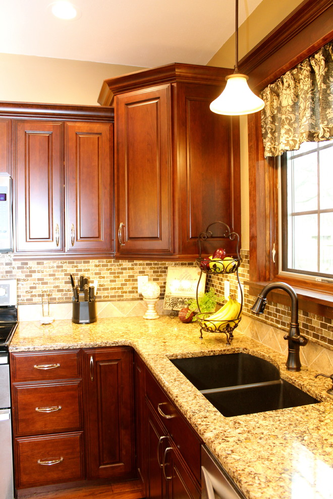 Traditional kitchen in Omaha.