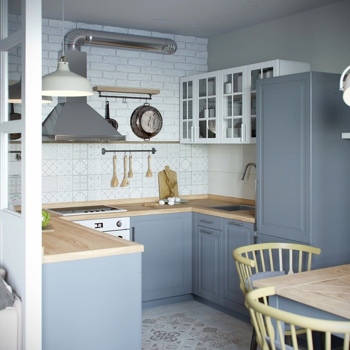 Kleine Rustikale Wohnküche ohne Insel in U-Form mit Waschbecken, türkisfarbenen Schränken, Arbeitsplatte aus Holz, Keramikboden und beiger Arbeitsplatte in London
