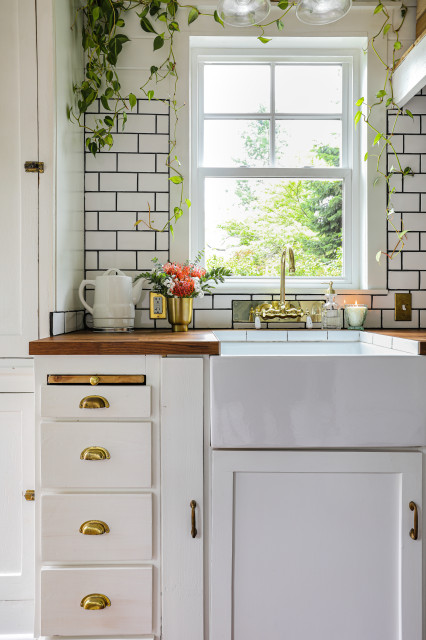 Farmhouse Kitchen Remodel - The Yellow Rose Farmhouse