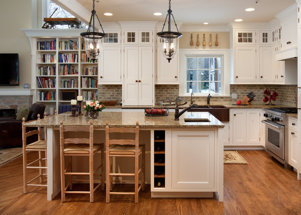 Cozy Kitchen Traditional Kitchen Columbus By Westwood Cabinetry And Millwork