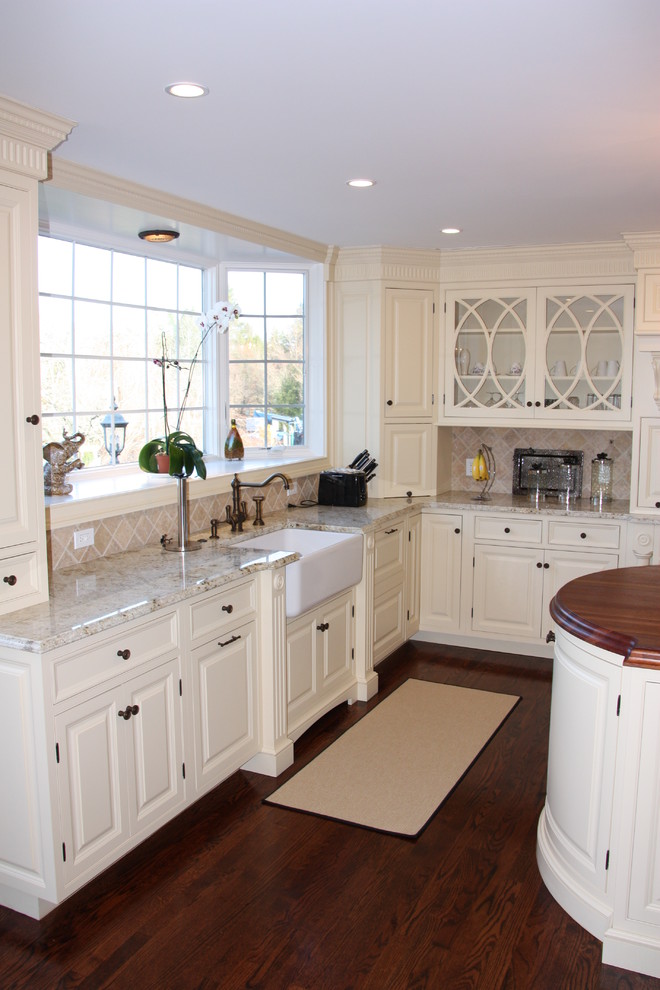 Cream Colored Kitchen - Traditional - Kitchen - New York - by Kitchen