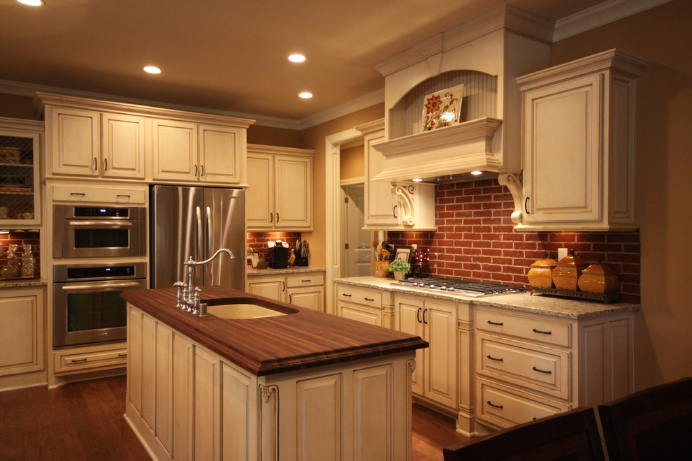 Creamy Glazed Kitchen Traditional Kitchen Louisville by Walters
