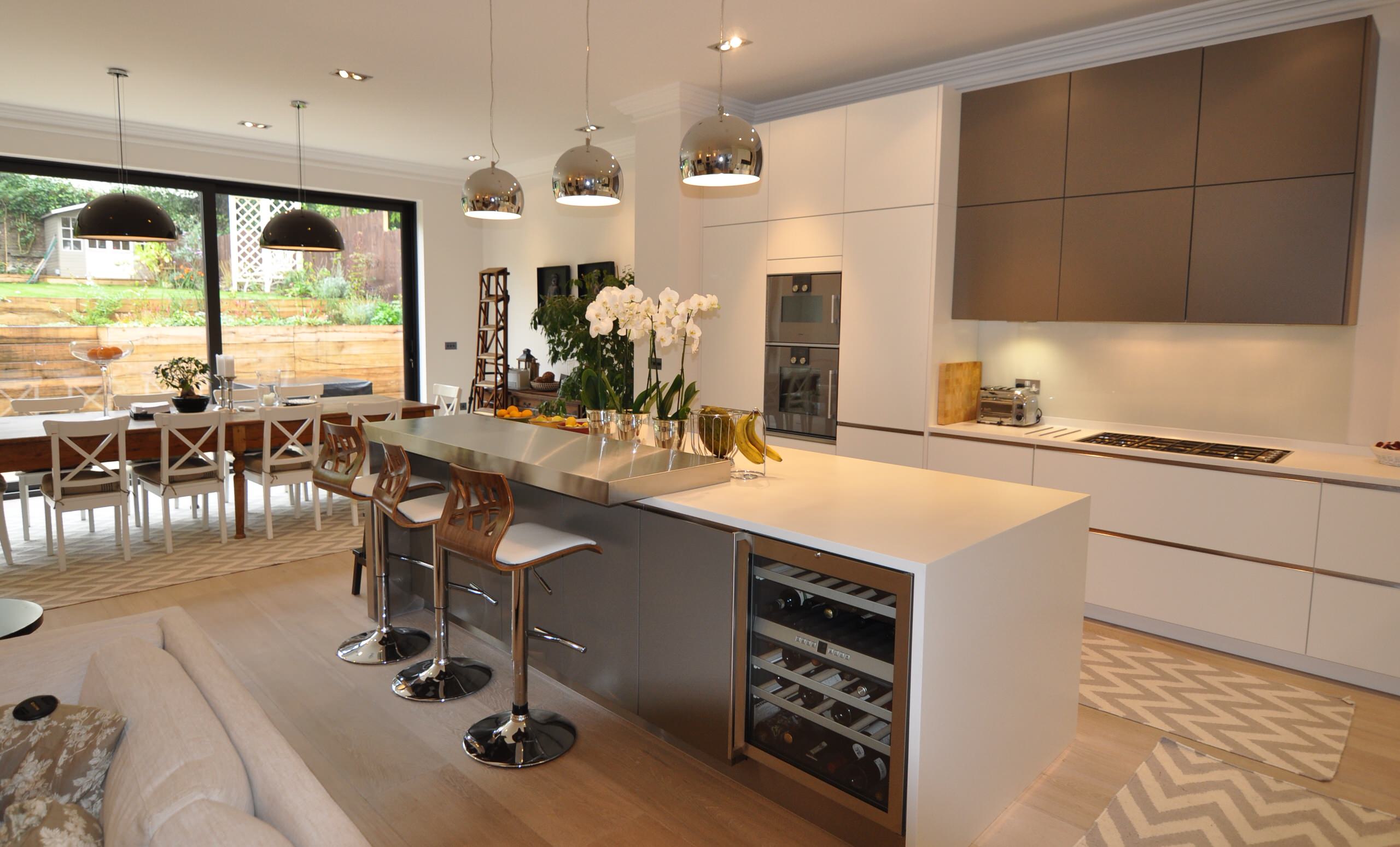 https://st.hzcdn.com/simgs/pictures/kitchens/crediton-hill-hampstead-kitchens-img~f39111a7036e3a7d_14-7305-1-81d4945.jpg