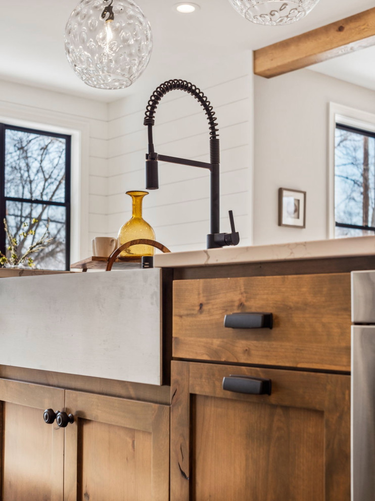 Inspiration for a farmhouse kitchen remodel in Minneapolis