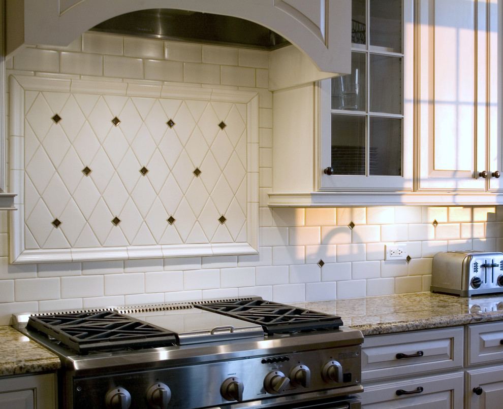 Crisp and Clean Traditional Backsplash - Traditional - Kitchen ...