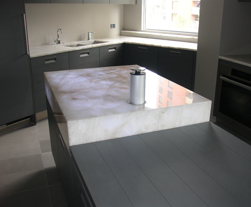 Cristallo quartzite mitred island with popup power sockets and internal