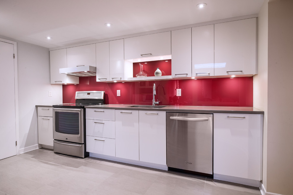 Cuisine moderne et colorée - Moderne - Cuisine - Montréal - par Groupe