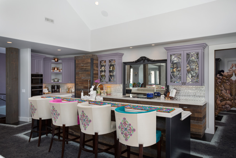 Große Eklektische Wohnküche in L-Form mit lila Schränken und zwei Kücheninseln in Salt Lake City