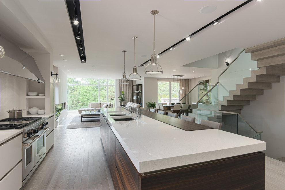 Design ideas for a contemporary kitchen in Ottawa.