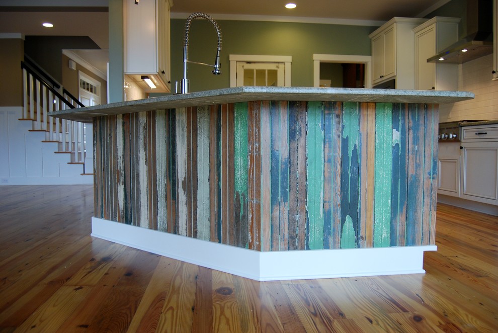 Example of an arts and crafts kitchen design in Raleigh