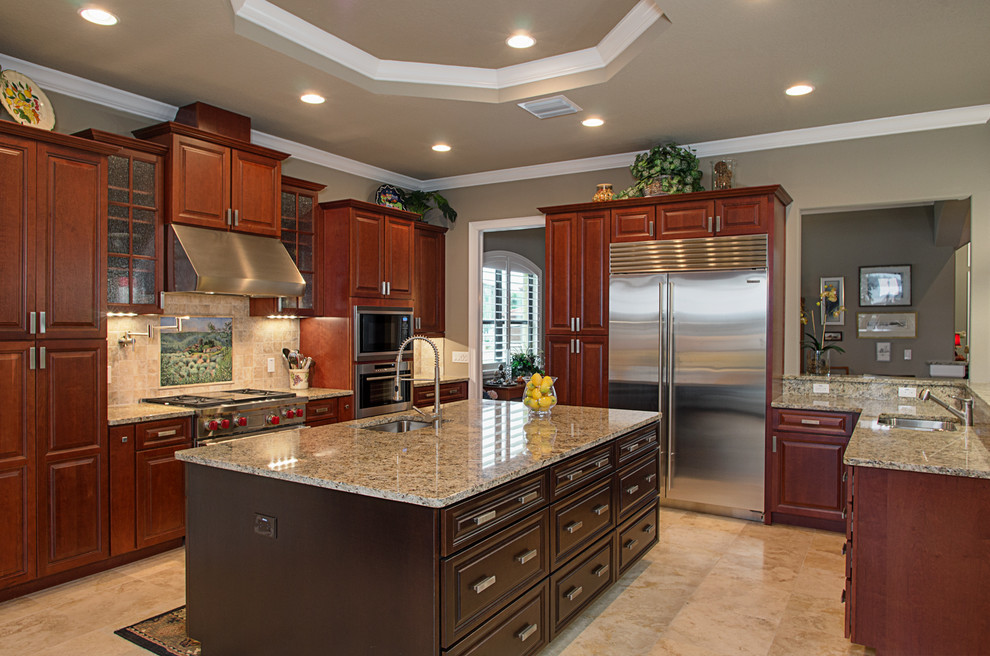Custom Homes Transitional Kitchen Tampa by Homes By Southern