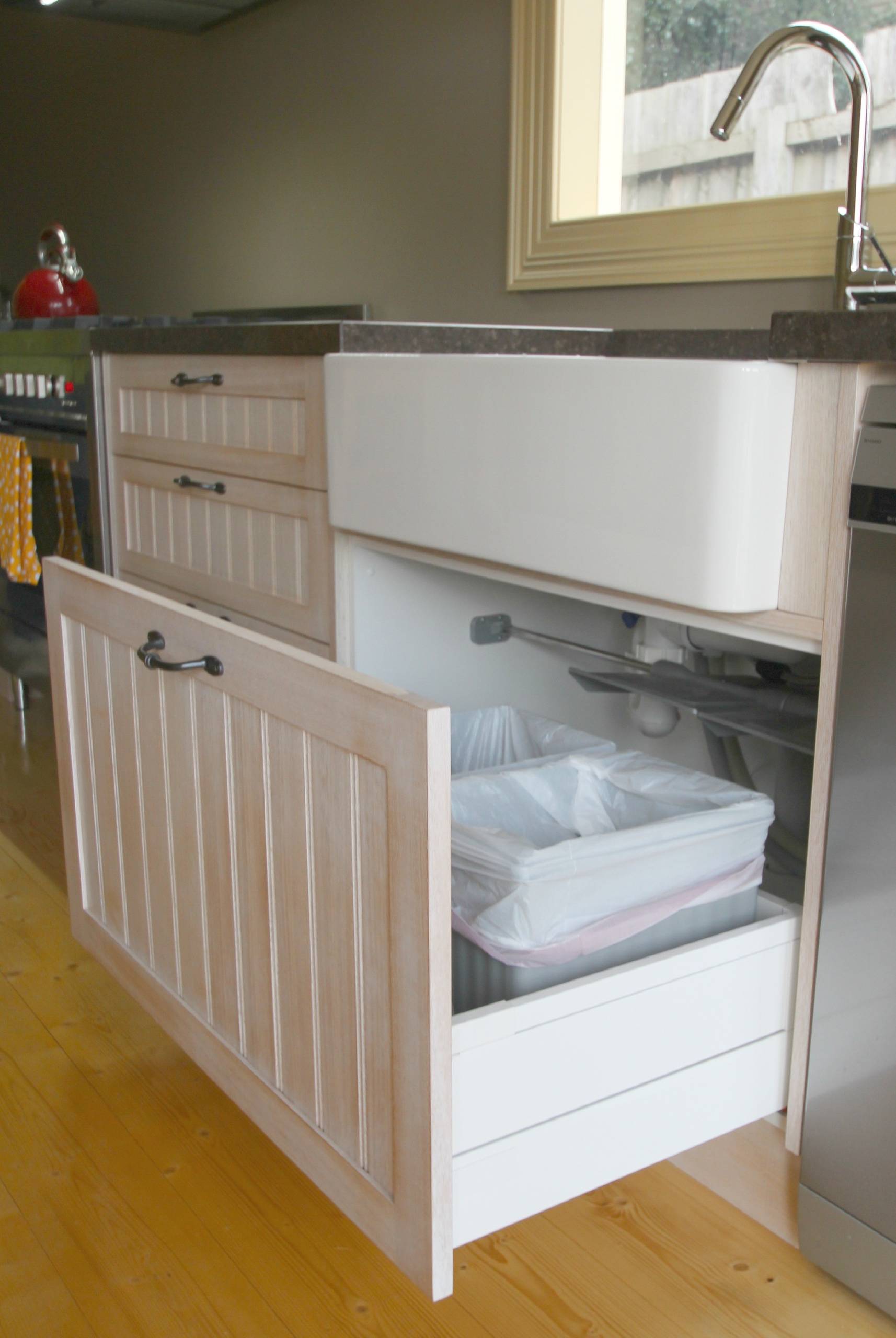 Show me your undersink drawers! - Kitchens Forum - GardenWeb  Under sink  drawer, Diy bathroom storage, Bathroom cabinets diy