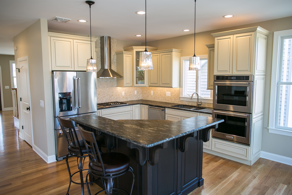 Inspiration for a contemporary kitchen in New York.