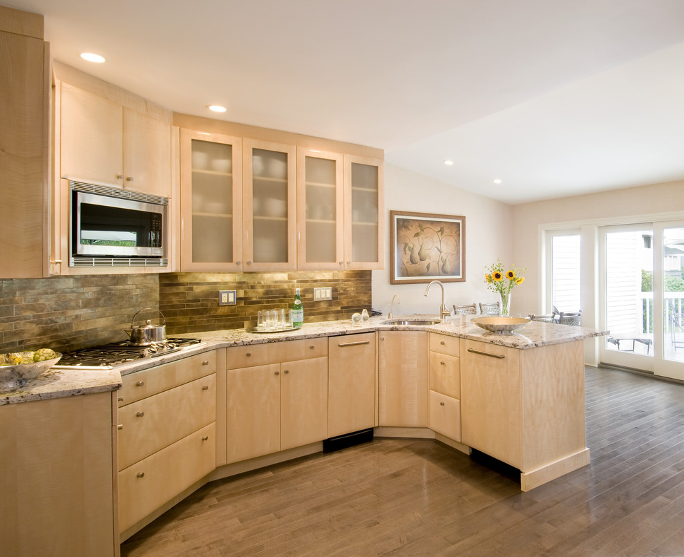 Custom Sophisticated Kitchen and Bath Eclectic Kitchen Boston