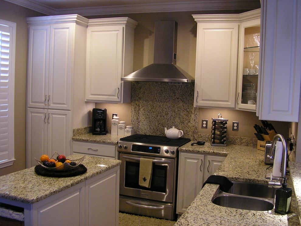 Custom White Kitchen Traditional Kitchen New Orleans