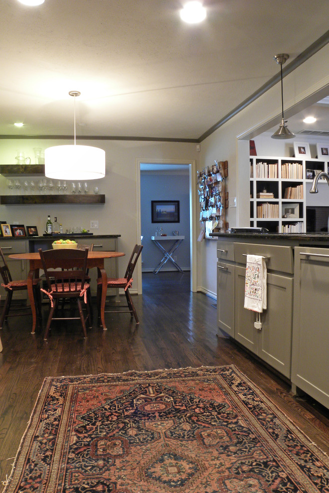 Design ideas for an eclectic kitchen in Dallas.