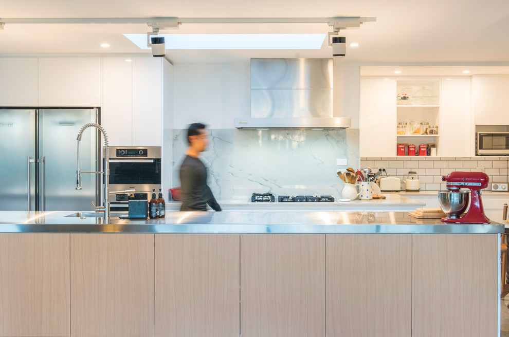 Trendy kitchen photo in Christchurch