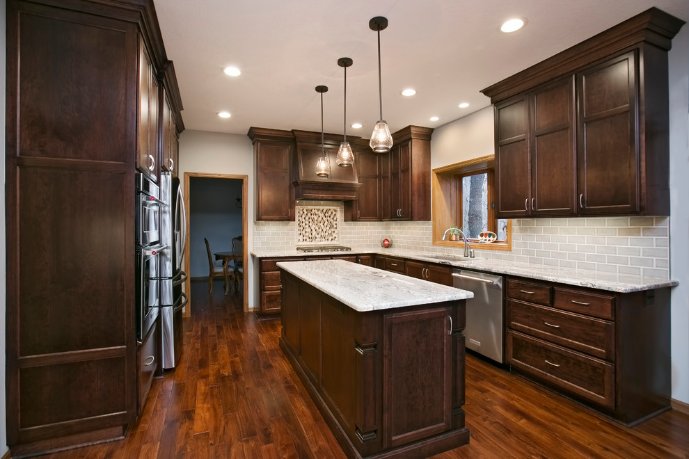 This is an example of a kitchen in Minneapolis.