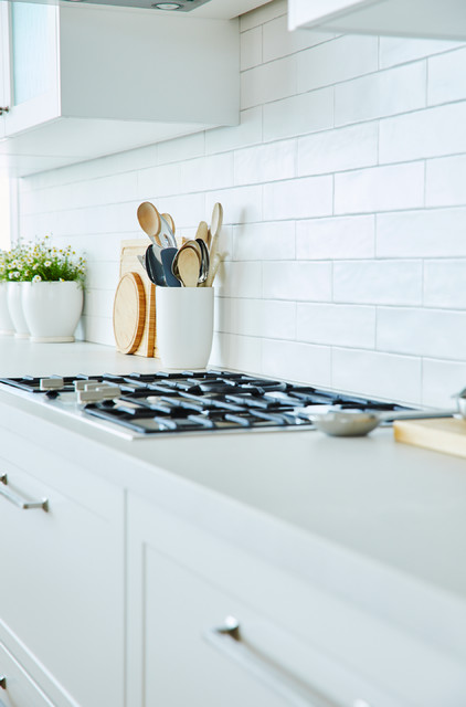 Deborah Hutton's Hamptons Style Freedom Kitchen - Beach Style - Kitchen