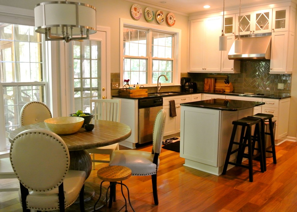 Example of an eclectic kitchen design in Charlotte