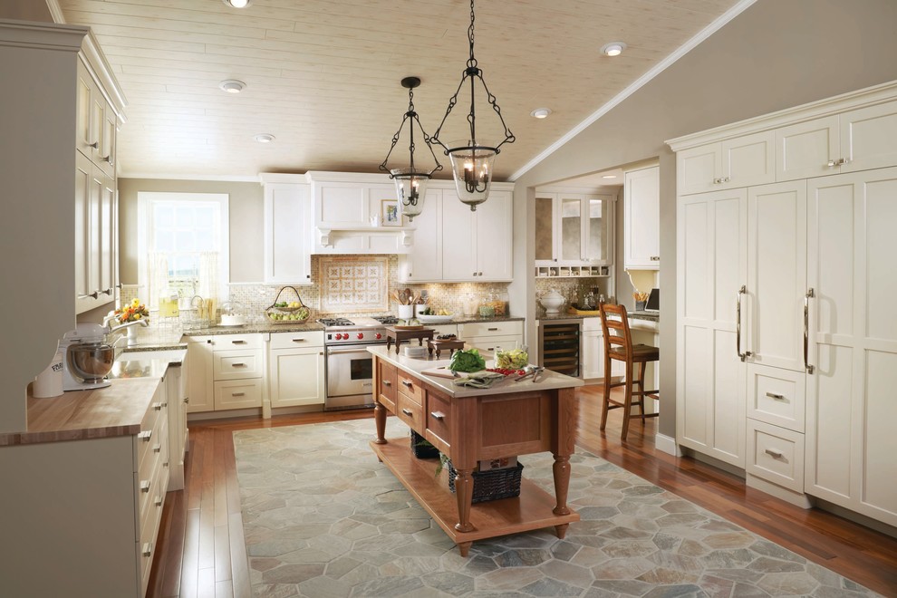 Design Craft Traditional Kitchen Los Angeles by