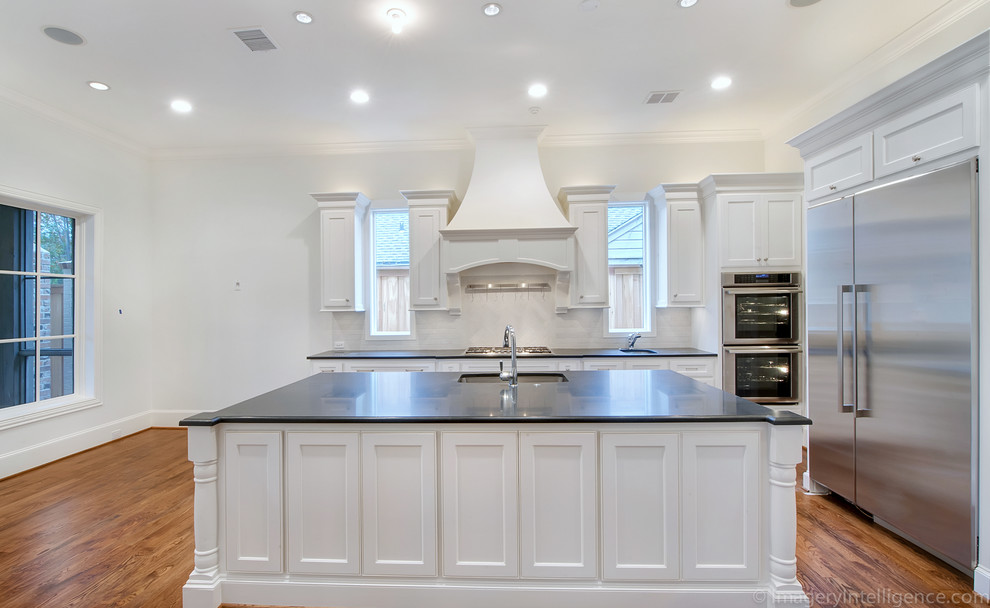 Devonshire_Custom Home_Hays Town 2 Traditional Kitchen Dallas