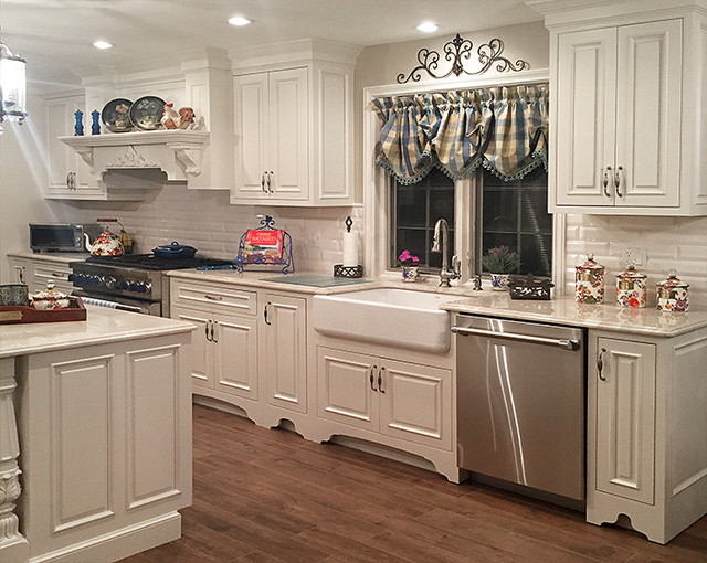 Direct Depot White Traditional Decorative Custom Kitchen & China