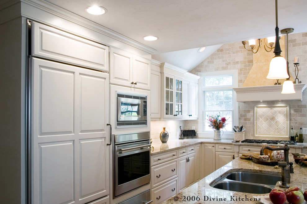 Divine Kitchens LLC - Traditional - Kitchen - Boston - by Divine Design ...