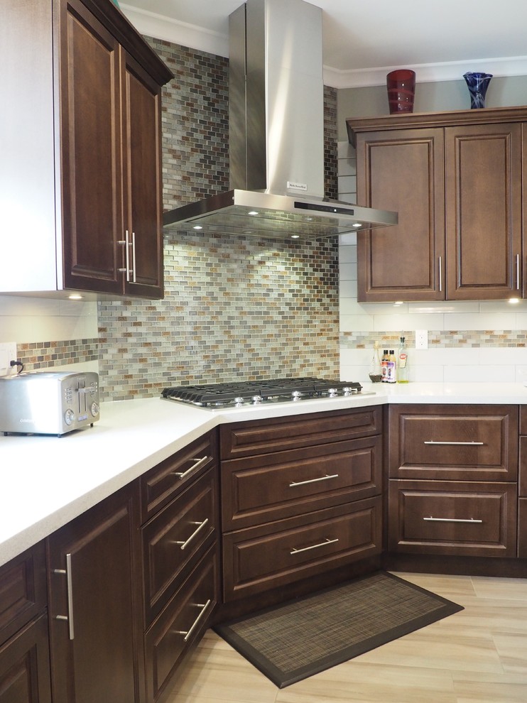 Dorset Transitional Kitchen Vancouver by Final Draft