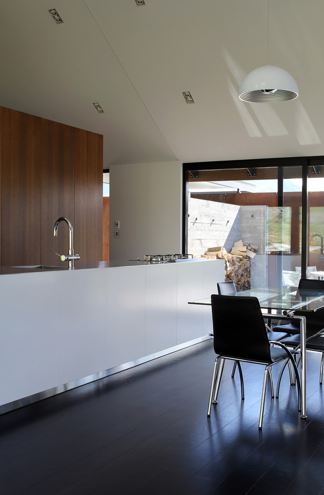 Photo of a modern kitchen in Dunedin.