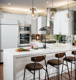 75 Kitchen with White Appliances Ideas You'll Love - January, 2024