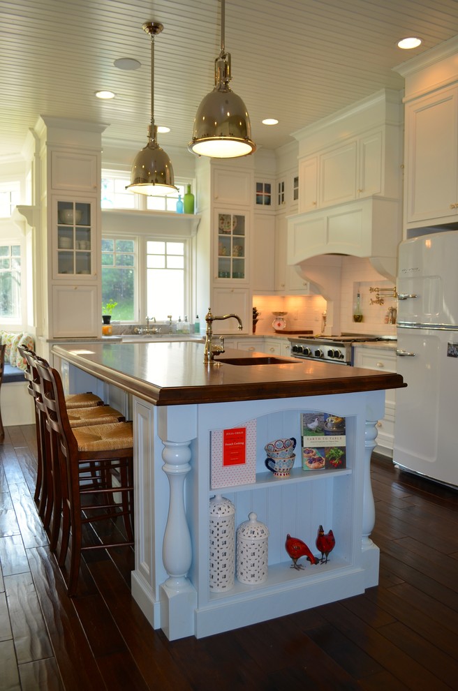 Eclectic Cape Cod Tudor Anderson Sc Traditional Kitchen Charlotte By Chapman Design Group Inc - Kitchen Cabinets Anderson Sc Eclectic Cape Cod Tudor Anderson Sc Traditional Kitchen Charlotte By Chapman Design Group Inc - Kitchen Cabinets Anderson Sc