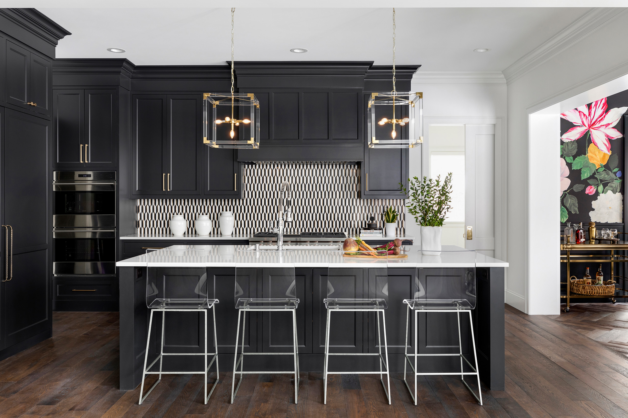 75 Beautiful Dark Wood Floor Kitchen With Black Cabinets Pictures Ideas August 2021 Houzz