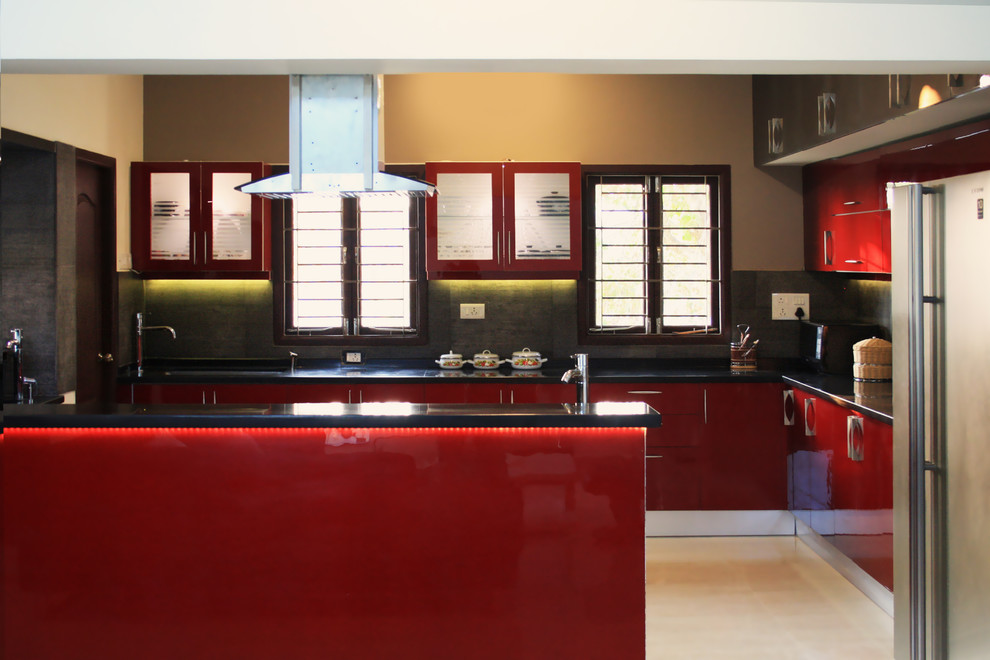 Photo of a contemporary kitchen in Chennai.