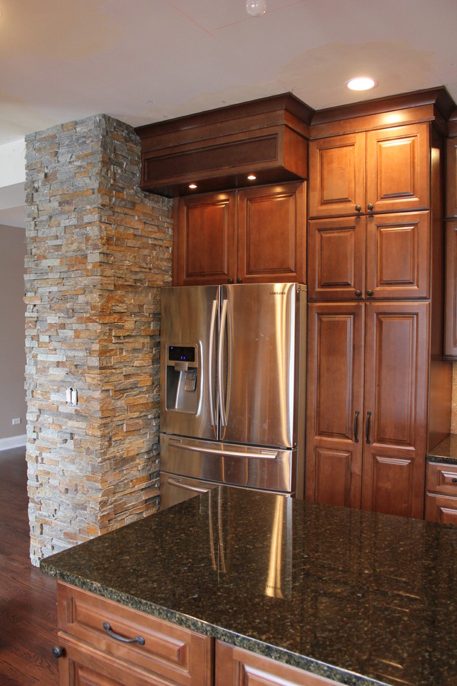 Eisenhour Kitchen Transitional Kitchen Chicago By Creative Homes Lake Zurich Il