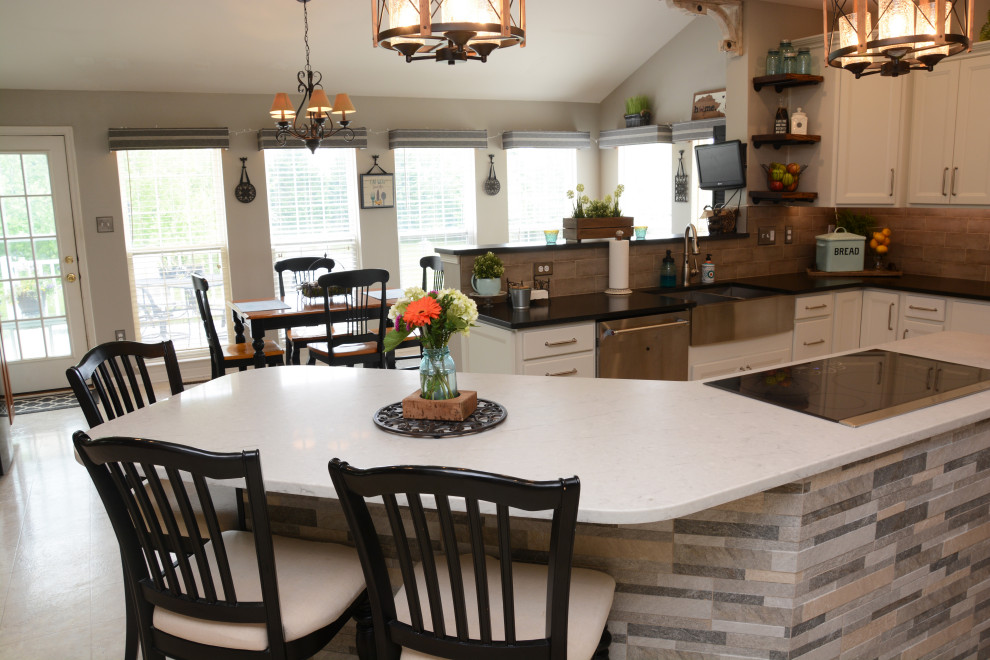 Eldersburg, MD Kitchen Black & White Quartz Countertops Traditional