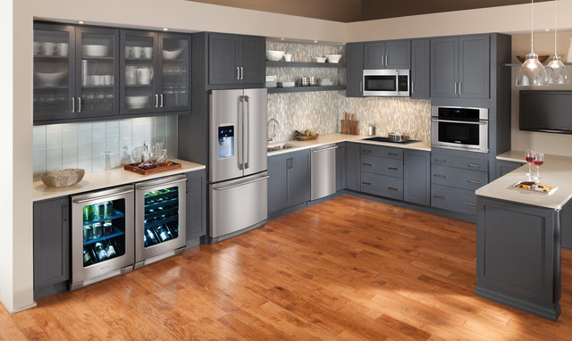 Electrolux Kitchen Appliances - Transitional - Kitchen - Los Angeles - by  Universal Appliance and Kitchen Center | Houzz
