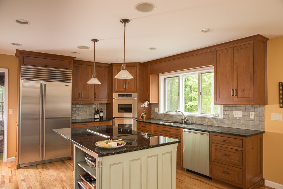 Elegant & Casual - Custom Cabinets in CT - Traditional ...