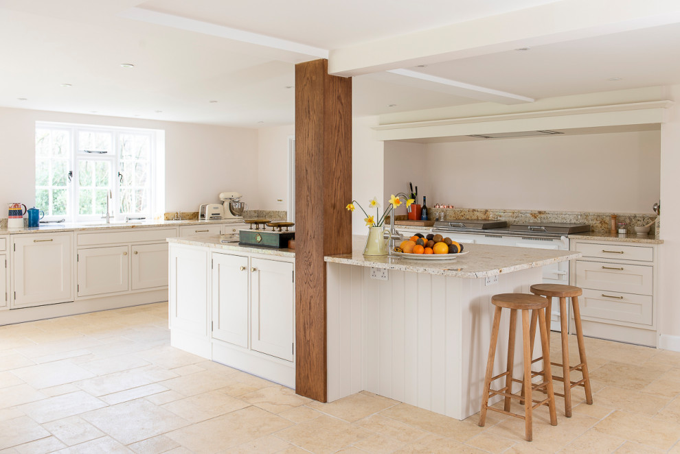Elegant country kitchen Farmhouse Kitchen Kent by J M Interiors
