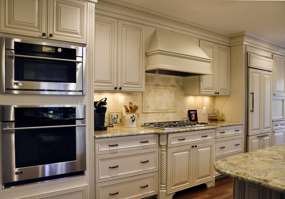 Inspiration for a classic kitchen in DC Metro.