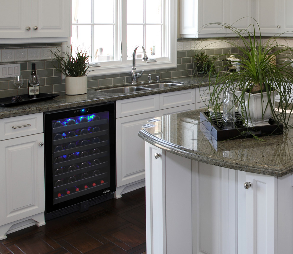 Element by Vinotemp with 54 Bottle Touch Screen Wine Cooler Contemporary Kitchen Los