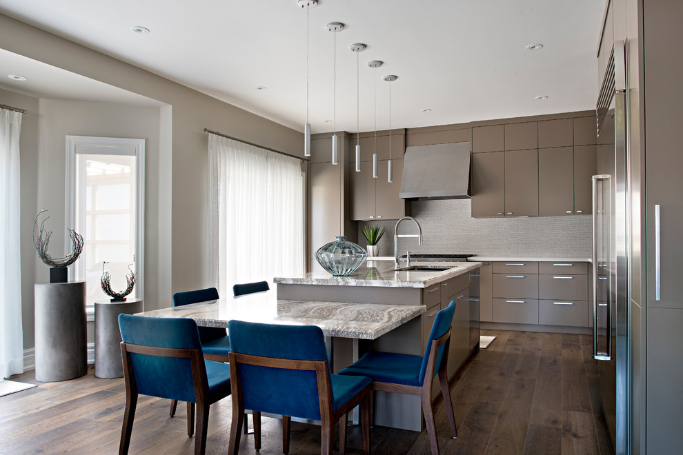 Mid-sized trendy l-shaped medium tone wood floor and brown floor open concept kitchen photo in Toronto with a double-bowl sink, flat-panel cabinets, brown cabinets, quartz countertops, gray backsplash, porcelain backsplash, stainless steel appliances, an island and multicolored countertops