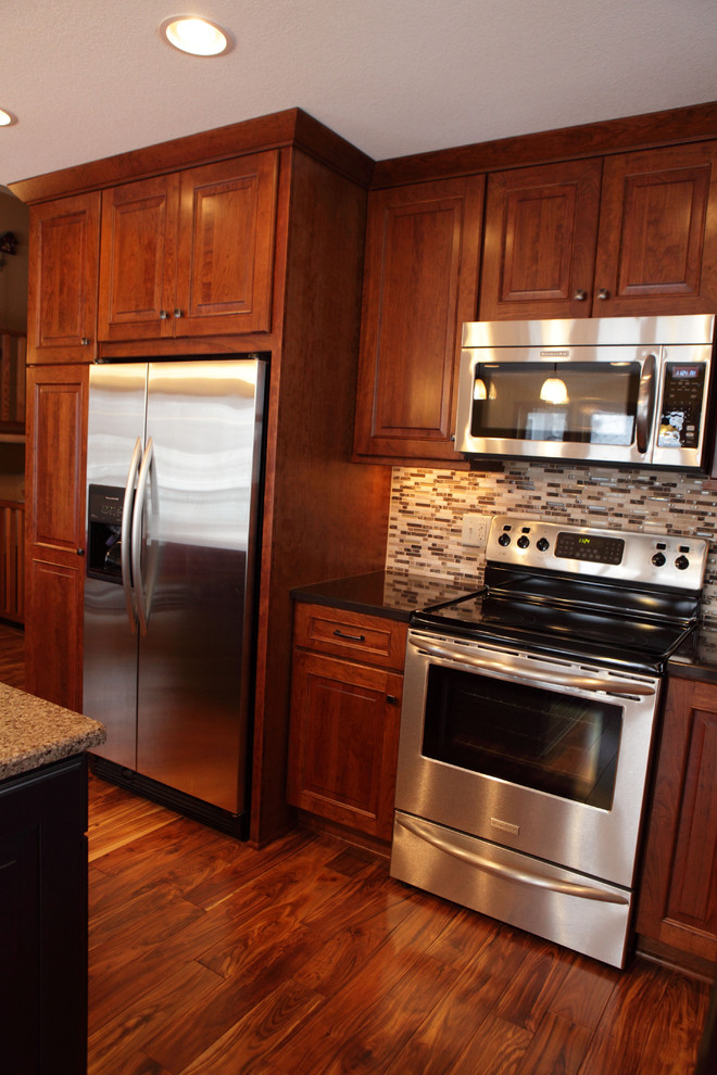 This is an example of a modern kitchen in Minneapolis.