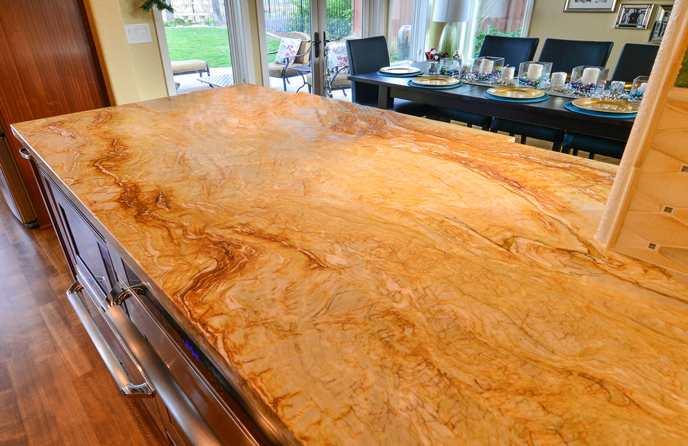 Picture of Working with Exotic Woods: Tips and Tricks for Stunning, Durable Creations