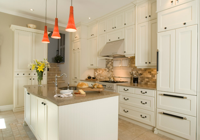 Fabulous Kitchens Classique Cuisine Montreal Par Cuisines Vima Design Houzz